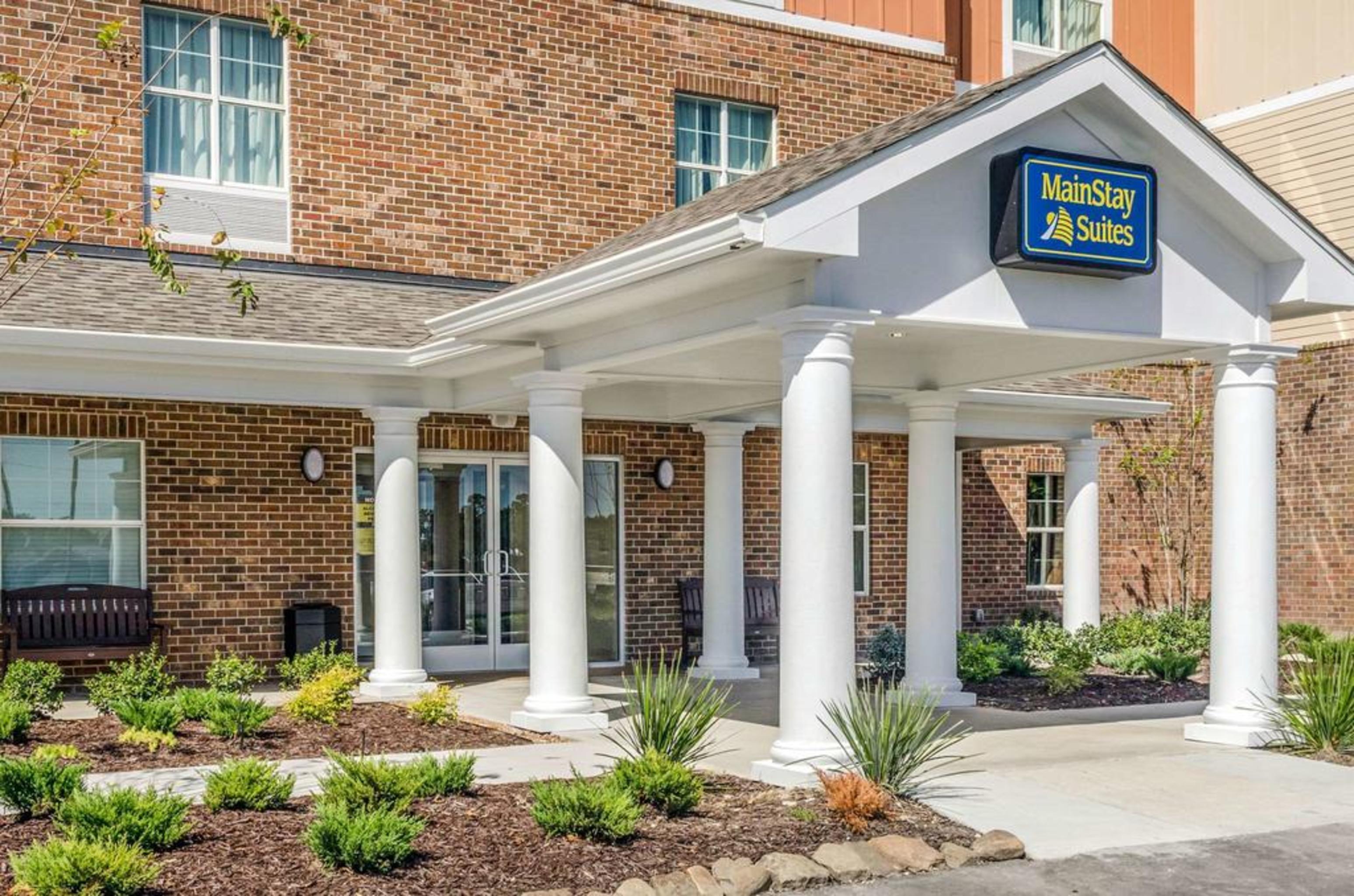 Mainstay Suites Hackberry Sportsman'S Lodge מראה חיצוני תמונה